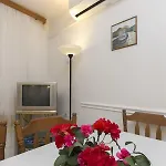 Slavica Apartment *